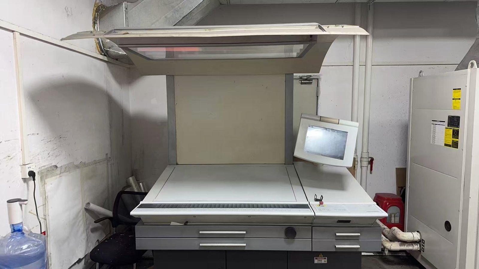 2001 Heidelberg CD102-6+L with UV used printing machine photo 4