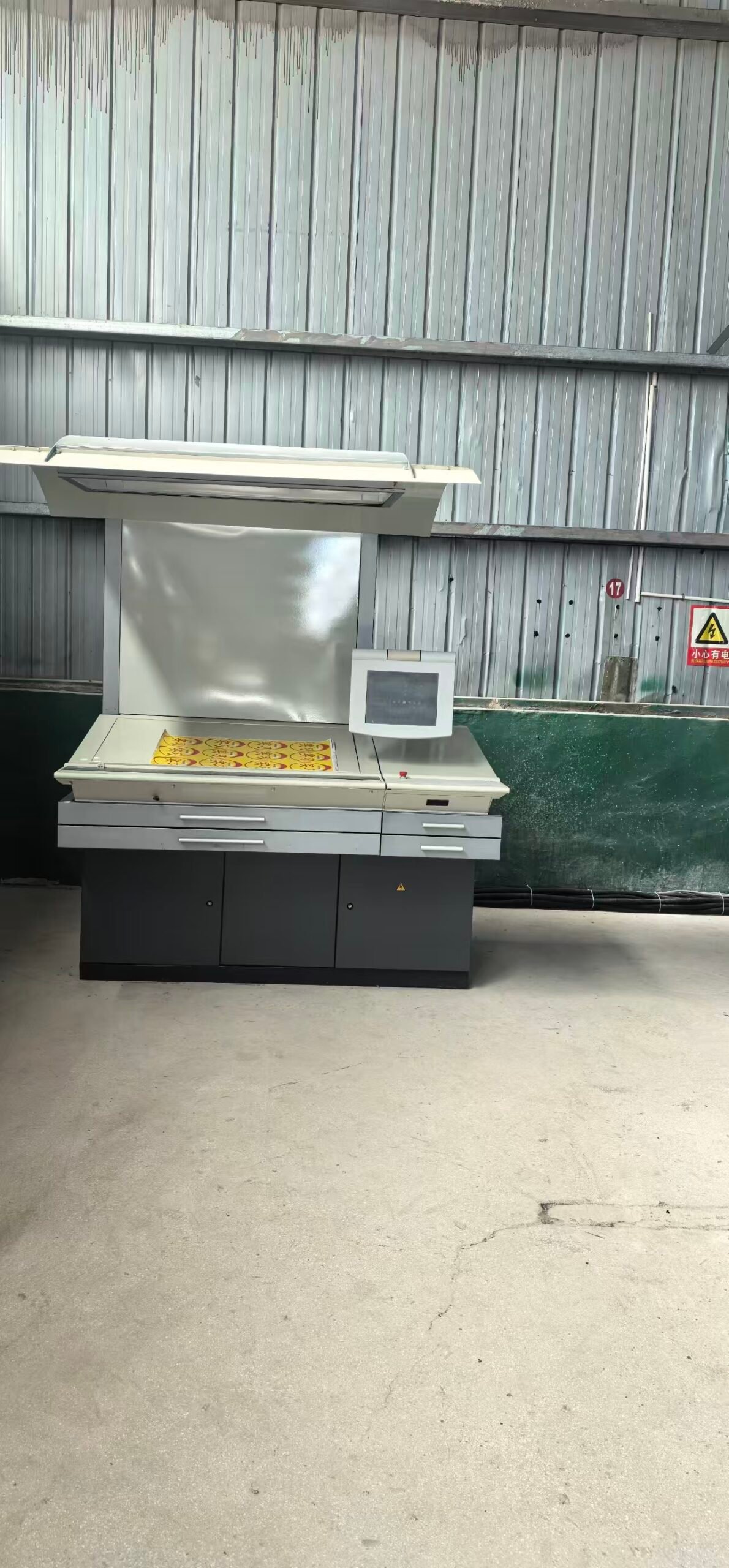 2002 Heidelberg SM 102-8P used printing machine photo 4