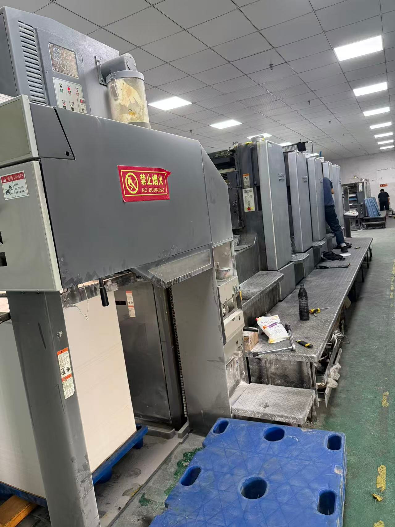 2001 Heidelberg CD 102-5 – High Configuration used printing machine photo 2