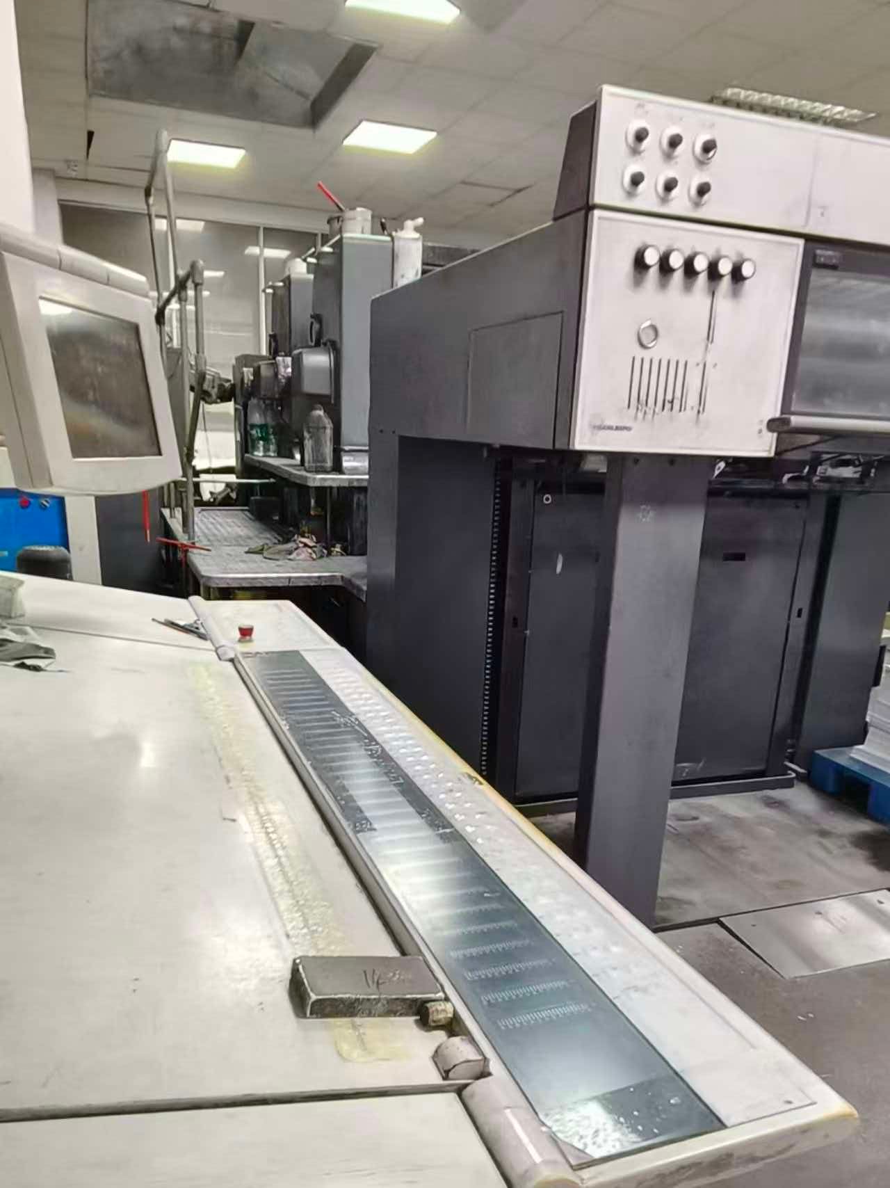 2001 Heidelberg SM 102-2P used printing machine photo 2