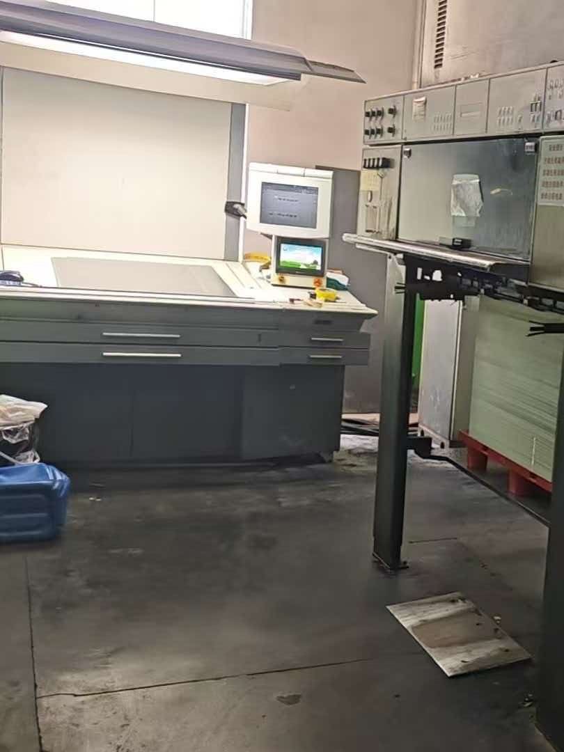 2002 Heidelberg CD102-6+L UV Dual-Use used printing machine photo 2