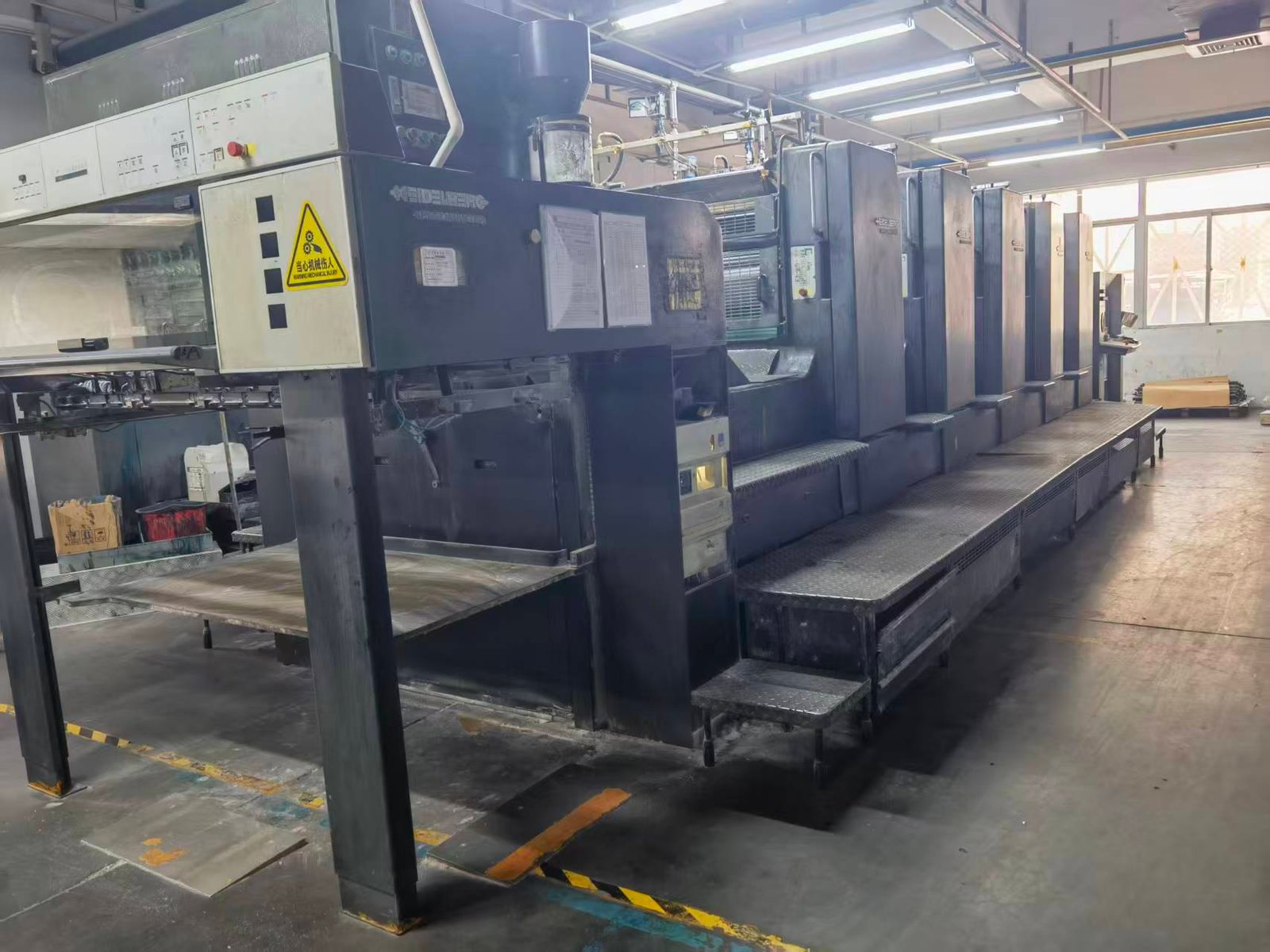 2000 Heidelberg CD102-5 Standard Configuration used printing machine photo 2